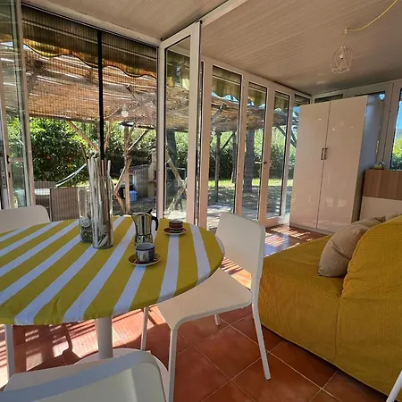 Hébergement de vacances Indipendenti Con Giardino Privato Per Famiglie E Cani Sterlizia 2 Lacona